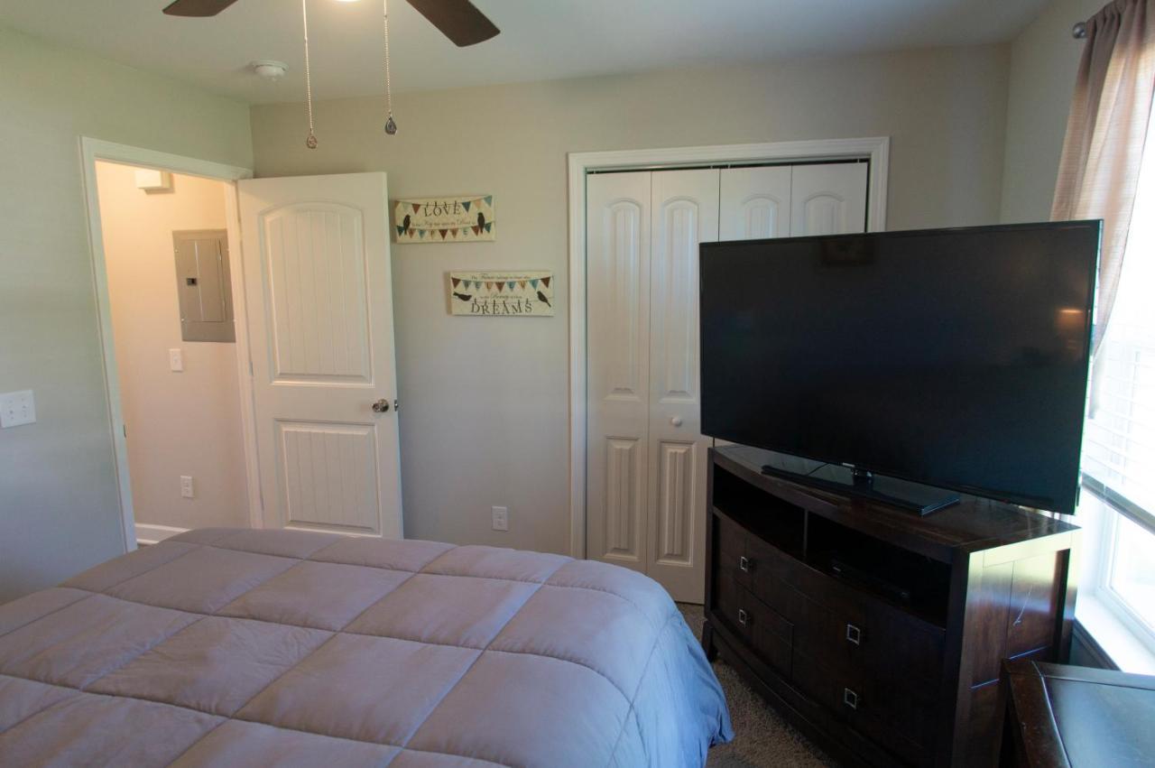 Great Little Guest Suite With Private Entry & Deck! Pet Friendly & 30 Mins To Nashville! Ashland City Exterior photo