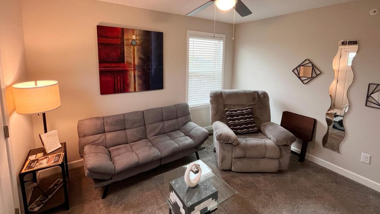 Great Little Guest Suite With Private Entry & Deck! Pet Friendly & 30 Mins To Nashville! Ashland City Exterior photo