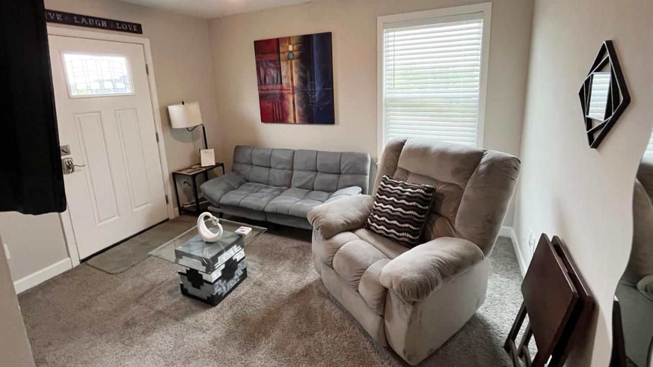 Great Little Guest Suite With Private Entry & Deck! Pet Friendly & 30 Mins To Nashville! Ashland City Exterior photo