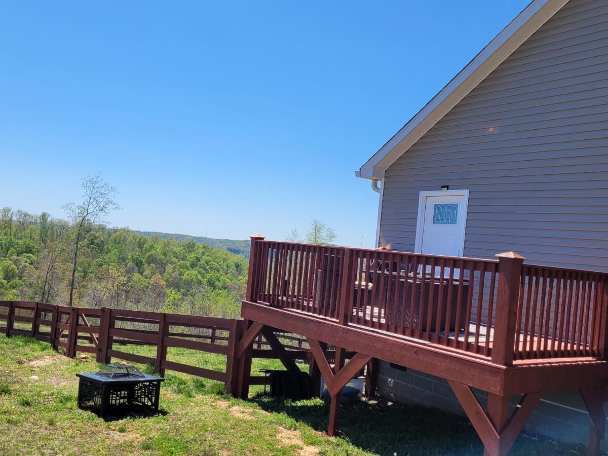 Great Little Guest Suite With Private Entry & Deck! Pet Friendly & 30 Mins To Nashville! Ashland City Exterior photo